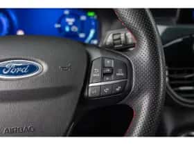Ford Kuga (2022) thumbnail 27