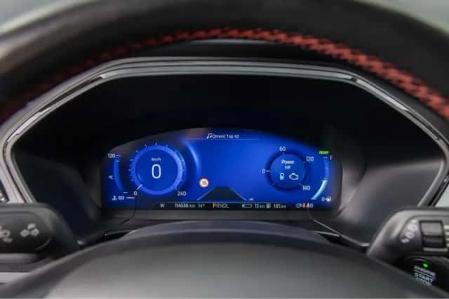Ford Kuga (2022) thumbnail 31