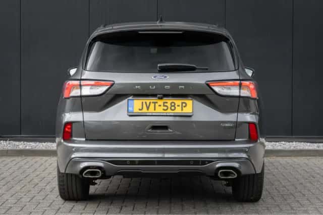 Ford Kuga (2022) thumbnail 6