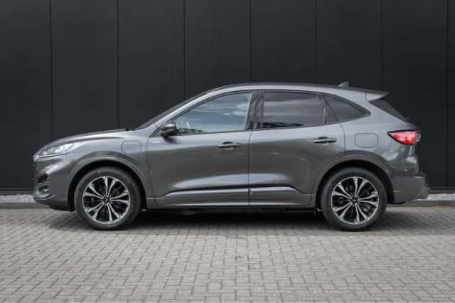 Ford Kuga (2022) thumbnail 7