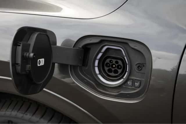Ford Kuga (2022) thumbnail 8