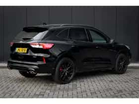 Ford Kuga (2023) thumbnail 2