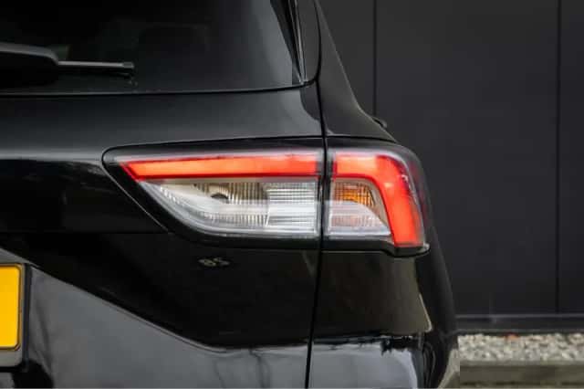 Ford Kuga (2023) thumbnail 15