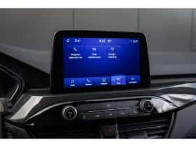 Ford Kuga (2023) thumbnail 24