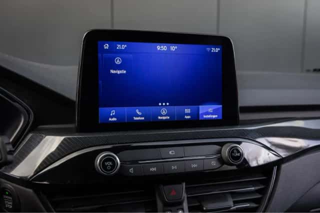 Ford Kuga (2023) thumbnail 27