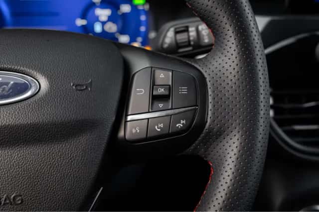 Ford Kuga (2023) thumbnail 33