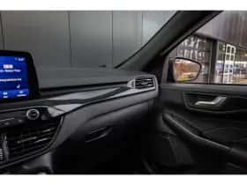 Ford Kuga (2023) thumbnail 40