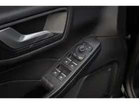 Ford Kuga (2023) thumbnail 48