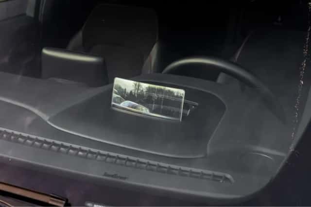 Ford Kuga (2023) thumbnail 7