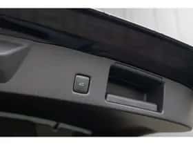 Ford Kuga (2025) thumbnail 18
