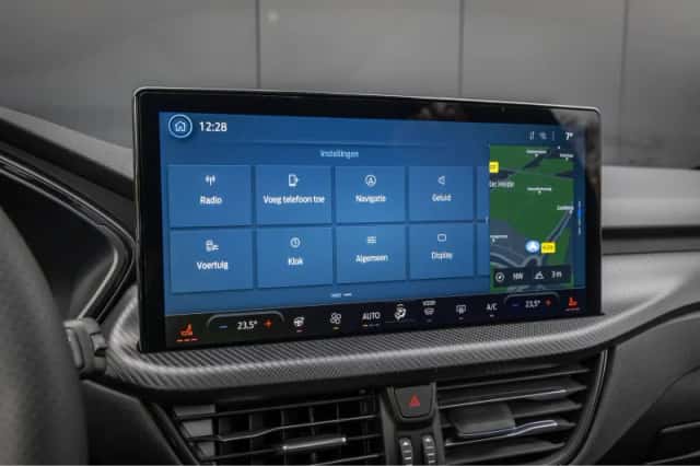 Ford Kuga (2025) thumbnail 25