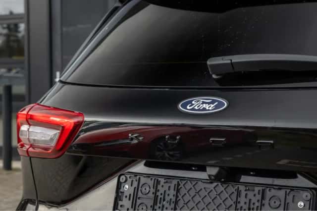 Ford Kuga (2025) thumbnail 9