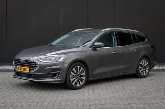 Ford Focus (2025) thumbnail 1