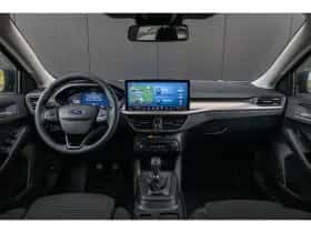 Ford Focus (2025) thumbnail 3