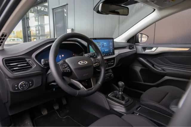 Ford Focus (2025) thumbnail 10