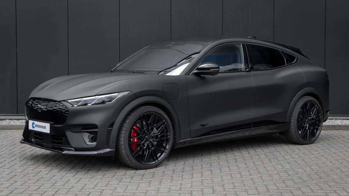 Ford Mustang Mach-E (2026) — foto 1