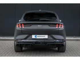 Ford Mustang Mach-E (2026) thumbnail 5