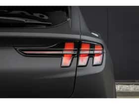 Ford Mustang Mach-E (2026) thumbnail 42