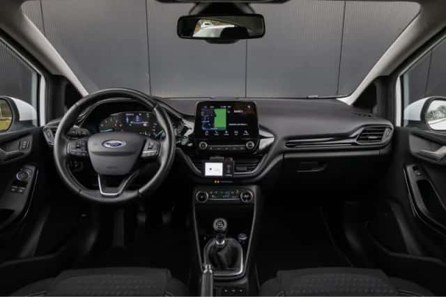 Ford Fiesta (2018) thumbnail 3