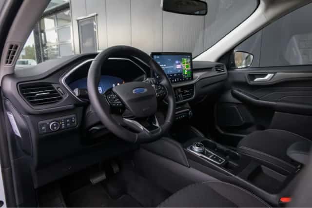 Ford Kuga (2025) thumbnail 15