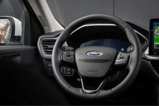 Ford Kuga (2025) thumbnail 16