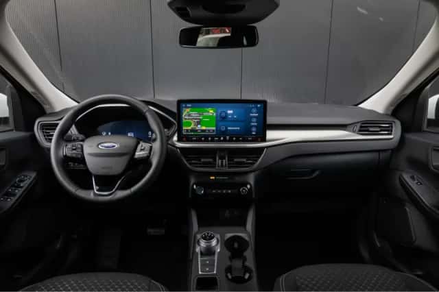 Ford Kuga (2025) thumbnail 4