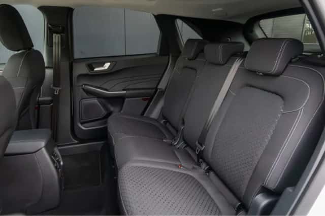Ford Kuga (2025) thumbnail 39