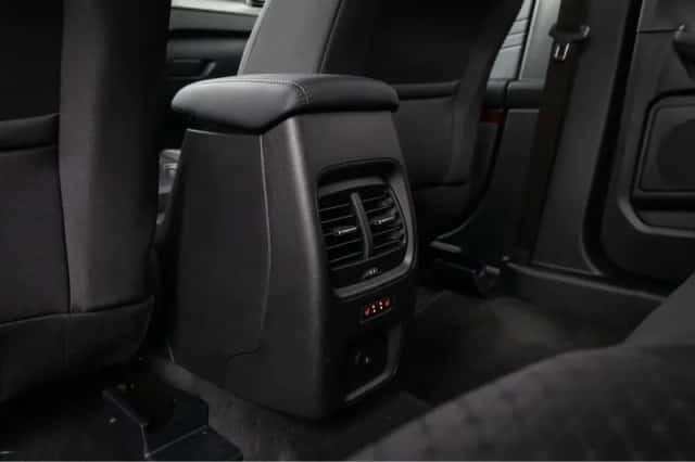 Ford Kuga (2025) thumbnail 40