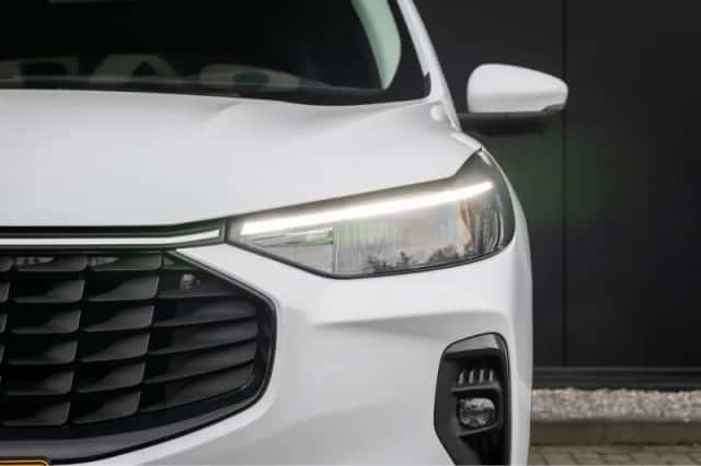 Ford Kuga (2025) thumbnail 9
