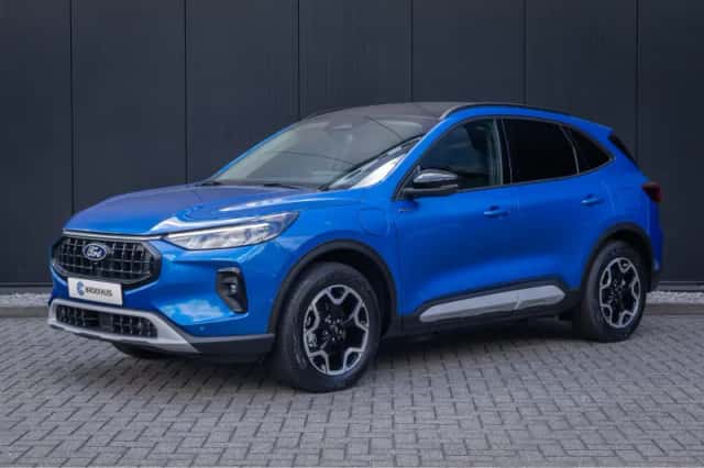 Ford Kuga (2026) thumbnail 1