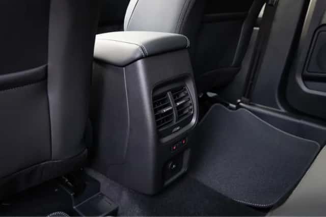 Ford Kuga (2026) thumbnail 23
