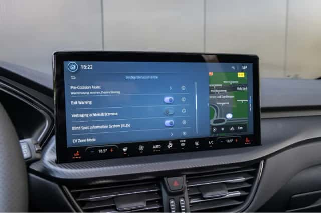 Ford Kuga (2026) thumbnail 23