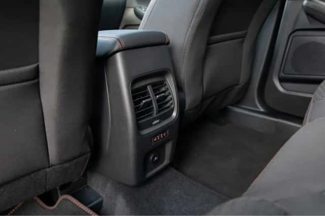 Ford Kuga (2026) thumbnail 9