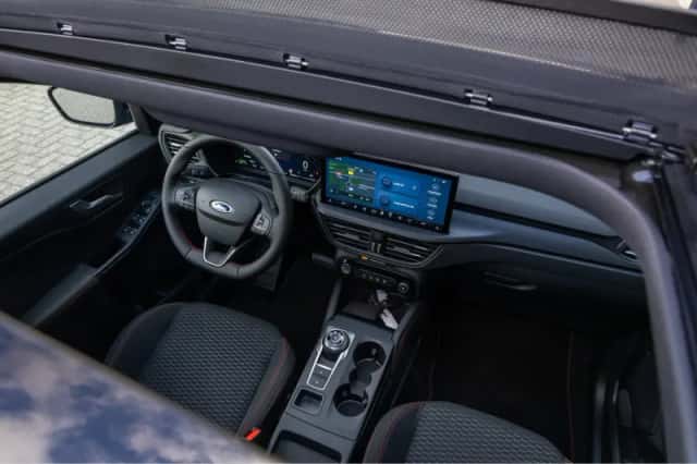 Ford Kuga (2026) thumbnail 10