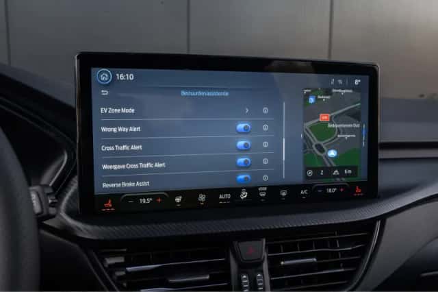 Ford Kuga (2026) thumbnail 25