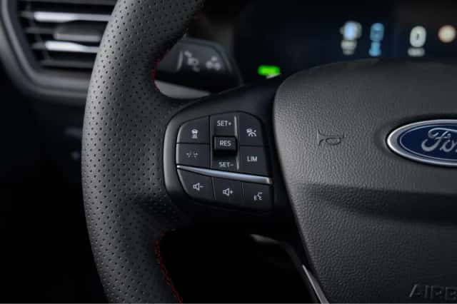 Ford Kuga (2026) thumbnail 28