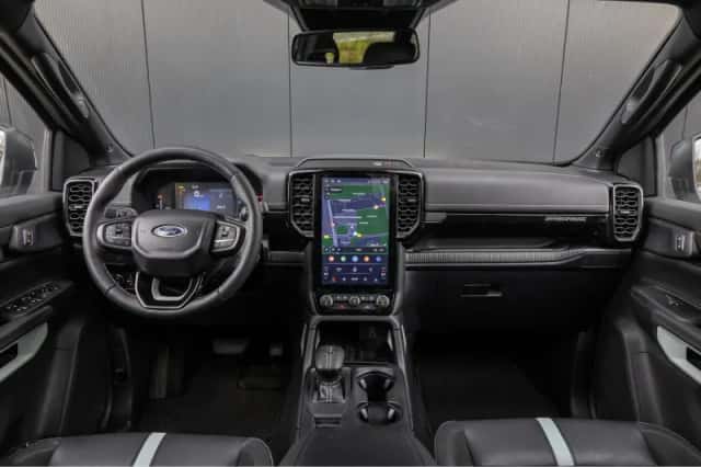 Ford Ranger (2025) thumbnail 4