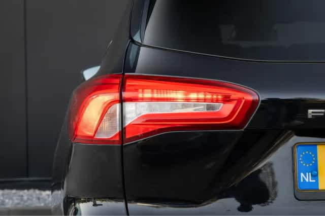 Ford Focus (2022) thumbnail 14