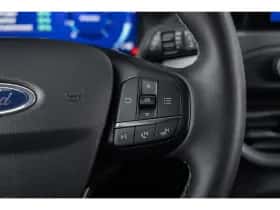 Ford Focus (2022) thumbnail 16