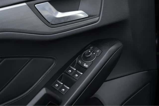 Ford Focus (2022) thumbnail 38
