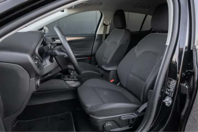 Ford Focus (2022) thumbnail 7