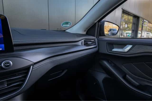 Ford Focus (2020) thumbnail 41