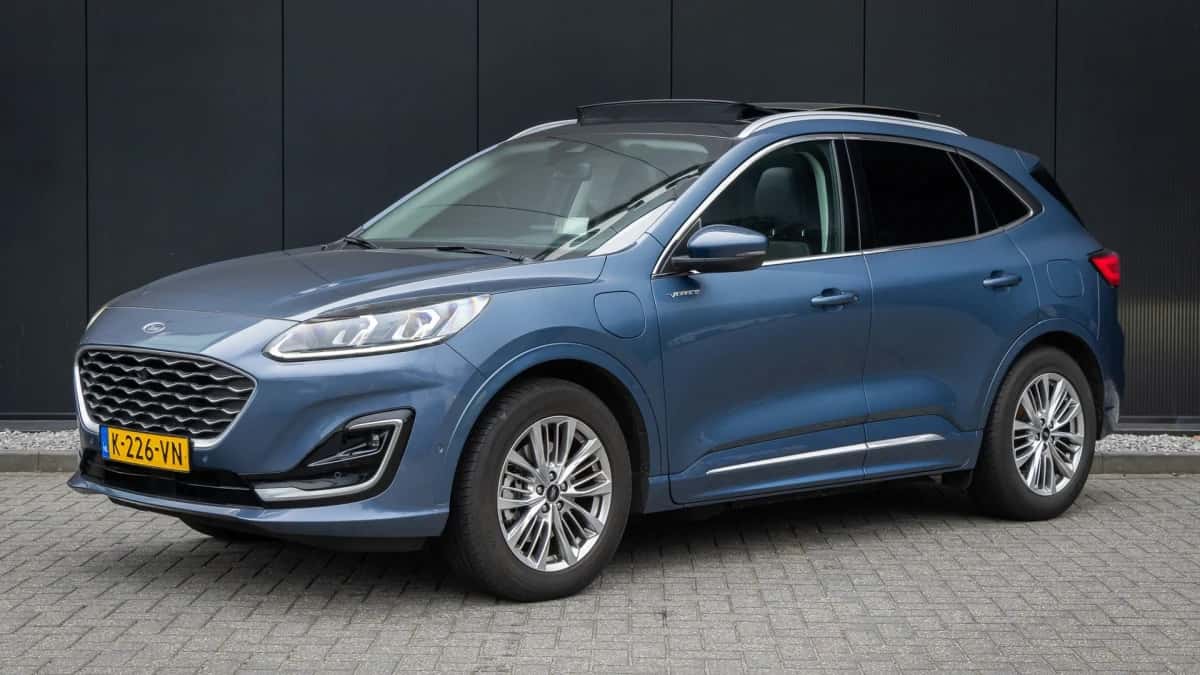 Ford Kuga (2021) — foto 1