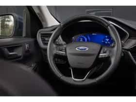Ford Kuga (2021) thumbnail 16