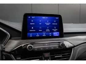 Ford Kuga (2021) thumbnail 24