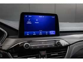 Ford Kuga (2021) thumbnail 25
