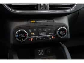 Ford Kuga (2021) thumbnail 34
