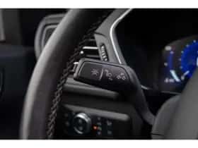 Ford Kuga (2021) thumbnail 39