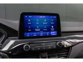 Ford Kuga (2023) thumbnail 15
