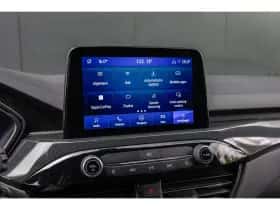 Ford Kuga (2023) thumbnail 16